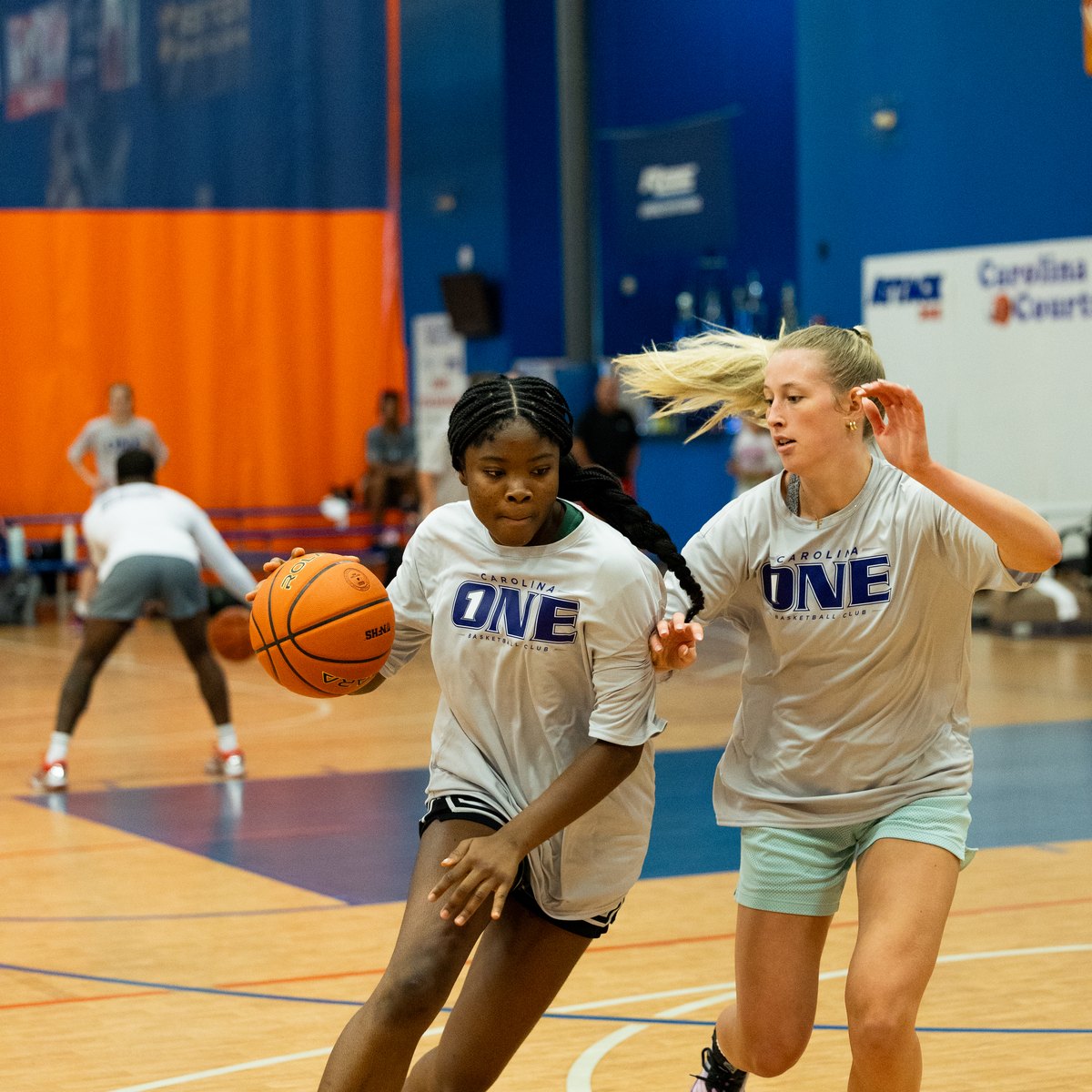 Guard attacking off the dribble in live play